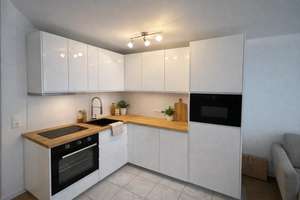 Moderne, voll möblierte 1-Zimmer-Wohnung mit Balkon in zentraler Lage (Eberhardshof)) – Fürther Straße 271, 90429 Eberhardshof, Nürnberg – Vorschaubild 2