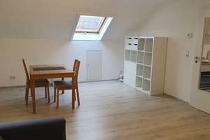 2-Zimmer-Dachgeschosswohnung in Heilbronn-Sontheim – Die vollständige Adresse der Immobilie erhältst du vom Anbieter., 74081 Sontheim, Heilbronn – Vorschaubild 4