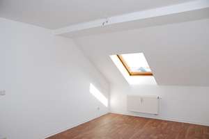 Charmante Dachgeschosswohnung mit Badewanne – Kanzlerstr. 61, 9112 Kaßberg, Chemnitz – Vorschaubild 4