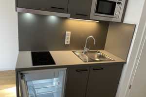 Voll ausgestattetes Studentenapartment – Dachauer Strasse 435, 80992 München – Vorschaubild 7
