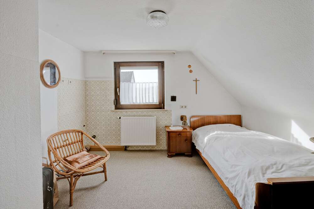 Immobilie in Herbertingen - Wohnen in Herbertingen: Gepflegtes Haus mit großem Garten und Garage! - Bild 11