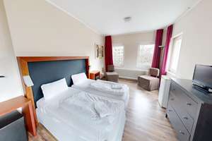 Möbliertes Apartment in absoluter Toplage der Kölner Altstadt - Wohnen am Heumarkt (MB 4987) – Die vollständige Adresse der Immobilie erhältst du vom Anbieter., 50667 Altstadt/Nord, Köln – Vorschaubild 2