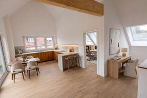 Helle Dachgeschosswohnung mit Loggia und Balkon – Die vollständige Adresse der Immobilie erhältst du vom Anbieter., 80999 Untermenzing, München – Vorschaubild 4