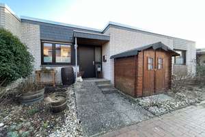 Bungalow mit 2 Bädern, Garage und Keller in Bothfeld 