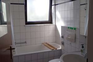 Wohnen mit Charakter: 3-Zimmer-Wohnung in Köln-Rondorf WBS ist erforderlich!!! – Giesdorfer Straße 21-23, 50997 Rondorf, Köln – Vorschaubild 6