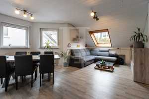 Gepflegtes Zweifamilienhaus mit Einliegerwohnung – Böblingen (Kreis) – Vorschaubild 8