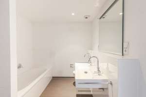 Sonnendurchflutetes Wohnambiente mit Loggia und Designbad im Maybach-Quartier – Maybachstraße 27, 70469 Bahnhof Feuerbach, Stuttgart – Vorschaubild 7