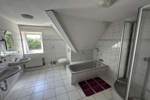 ***Wohnen mit Perspektive – Haupt- und Einliegerwohnung*** – Die vollständige Adresse der Immobilie erhältst du vom Anbieter., 25336 Klein Nordende – Vorschaubild 27