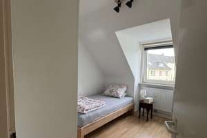 Helle 2,5-Zimmer-Wohnung mit Stellplatz in Essen Rüttenscheid – Die vollständige Adresse der Immobilie erhältst du vom Anbieter., 45130 Rüttenscheid, Essen – Vorschaubild 3