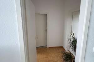 Wohnen mit Charakter: Dreizimmerwohnung in Bonn-Kessenich – Siegweg 16, 53129 Kessenich, Bonn – Vorschaubild 3