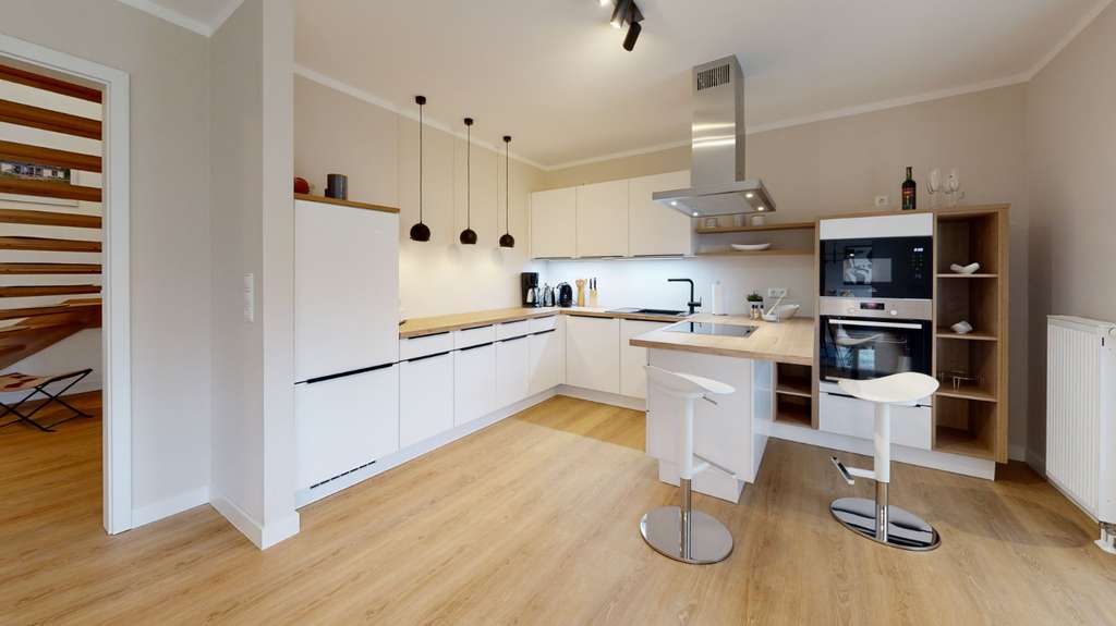 Immobilie in Am Mellensee - Mehrfamilienhaus mit 6 Zimmern  - Dank Sonderabschreibung und Förderung lohnt sich das richtig !! - Bild 3