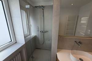 Hochwertig sanierte 2-Zimmer-Wohnung mit Balkon in Düsseldorf-Oberkassel – 40545 Oberkassel, Düsseldorf – Vorschaubild 8