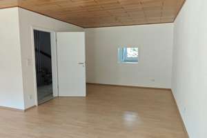 RESERVIERT!!!!! Modernisiertes, geräumiges Reihenmittelhaus mit 6 Zimmern in Ingolstadt – Ziegeleistraße 26C, 85055 Nordost, Ingolstadt – Vorschaubild 9