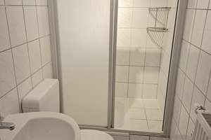 2-Zimmer-Dachgeschoß- Wohnung mit Terrasse in Wiesbaden zu vermieten! – Die vollständige Adresse der Immobilie erhältst du vom Anbieter., 65185 Mitte, Wiesbaden – Vorschaubild 7