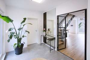 von Privat: Exklusives Einfamilienhaus mit moderner Architektur – Die vollständige Adresse der Immobilie erhältst du vom Anbieter., 91085 Weisendorf – Vorschaubild 19