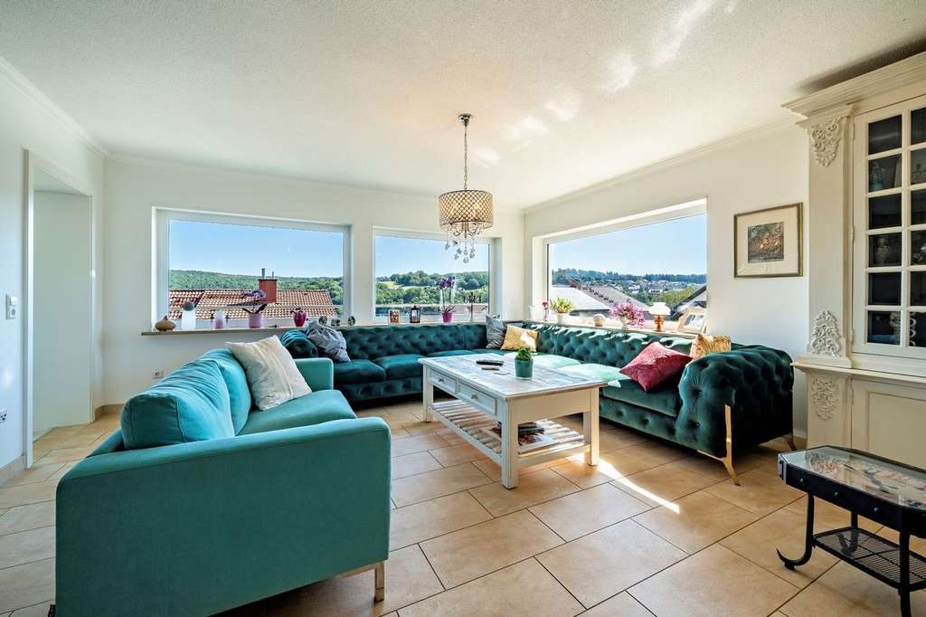 Immobilie in Billigheim - Exklusives Wohnen – Stil trifft Komfort!
Ihr Rückzugsort voller Licht, Raum und eleganter Details - Bild 4