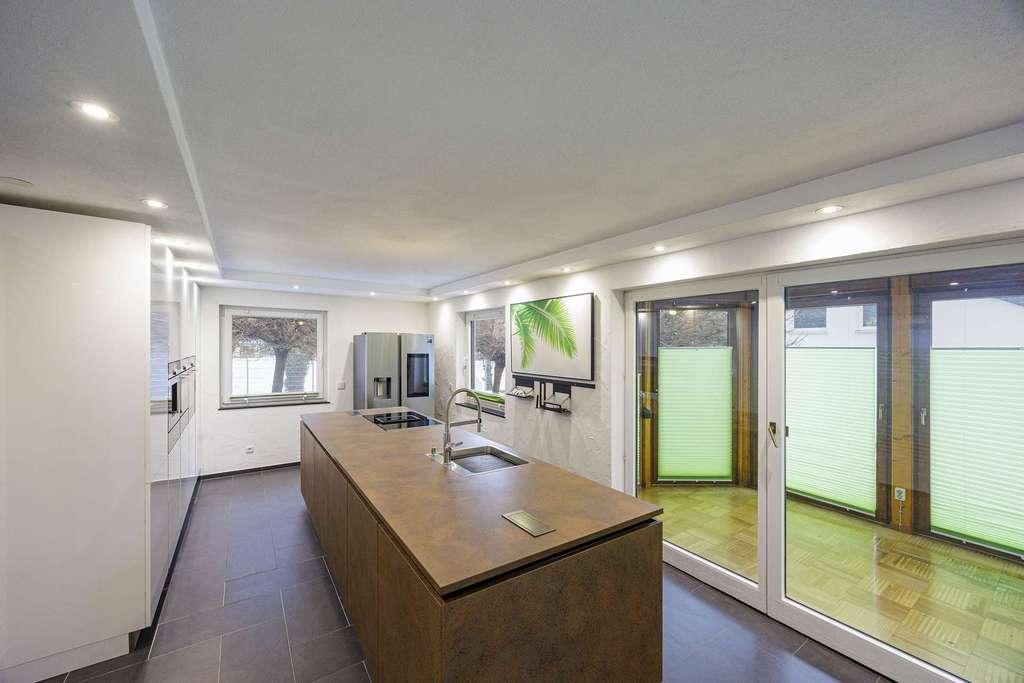 Immobilie in Sachsenheim - WEITBLICK: Viel Platz im Grünen! - Bild 2