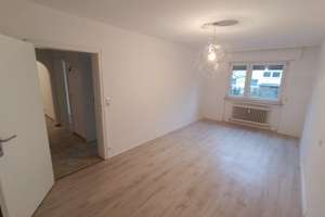 Helle, modernisierte 4-Zimmer-Wohnung mit TG-Stellplatz in Möhringen – TOP LAGE !!! – Die vollständige Adresse der Immobilie erhältst du vom Anbieter., 70567 Möhringen-Ost, Stuttgart – Vorschaubild 2