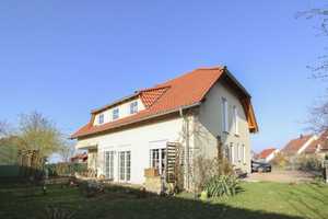 Gepflegtes 5-Zimmer-Zuhause mit Garten, Garage und 2 Freistellplätzen – Sächsische Schweiz-Osterzgebirge (Kreis) – Vorschaubild 4