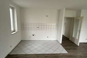Aufgepasst! Moderne 2 Zimmer Wohnung in Bielefeld Jöllenbeck mit Balkon – Bardenhorst 12, 33739 Jöllenbeck, Bielefeld – Vorschaubild 4