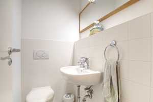 Geräumige 3 Zimmer-Altbauwohnung - Isarnah – Robert-Koch-Str. 13, 80538 München – Vorschaubild 8
