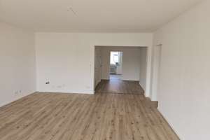 4-Zimmer Balkon Herzogstr. im 4.OG – 40215 Friedrichstadt, Düsseldorf – Vorschaubild 2