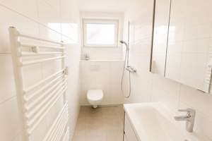 Große 4-Zimmer-Wohnung in Bremerhaven zu vermieten! – Gerhardstraße 30, 27576 Lehe, Bremerhaven – Vorschaubild 7