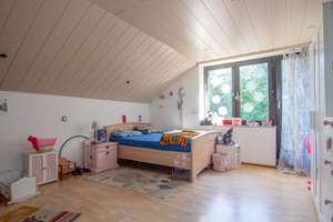 Großes Wohnhaus mit Einliegerwohnung in sehr guter Lage Herfords – Die vollständige Adresse der Immobilie erhältst du vom Anbieter., 32049 Herford – Vorschaubild 13