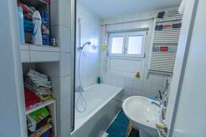 Zentral und ruhiges 4-Raum-Einfamilienhaus mit EBK in Bernau am Chiemsee mit schönem Südostgarten – Braunstraße 3, 83233 Rosenheim (Kreis) – Vorschaubild 5