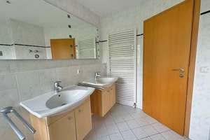 3-Zi.-Maisonettewohnung mit Terrasse in Waldtrudering auf 2 Ebenen – Die vollständige Adresse der Immobilie erhältst du vom Anbieter., 81827 Waldtrudering, München – Vorschaubild 18