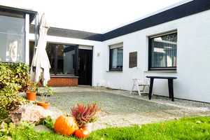 Bungalow: Bevorzugte, ruhige Lage in Hasslinghausen, barrierearm, großes Grundstück, Garage optional – Ennepe-Ruhr-Kreis – Vorschaubild 1