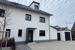 NEUBAU - ATTRAKTIVE DOPPELHAUSHÄLFTE  IN LANDSHUTER TOPLAGE - ERFÜLLEN SIE SICH IHREN WOHNTRAUM - – Landshut – Vorschaubild 2