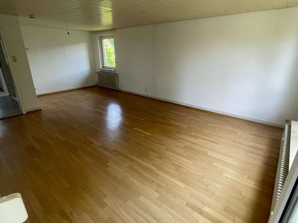 Wohnzimmer mit Essbereich OG