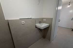 Erstbezug nach Sanierung mit Einbauküche und Balkon – Annette-Kolb-Anger 15, 81737 Neuperlach, München – Vorschaubild 6