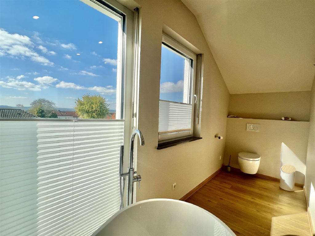 Immobilie in Herdwangen-Schönach - Mit diesem Haus geht Ihr Traum in Erfüllung - nur 2 km von Pfullendorf  - Bild 9