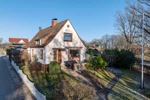 Einfamilienhaus mit viel Platz und Modernisierungspotenzial in Malente / Malkwitz – Schäferkamp 2, 23714 Malente – Vorschaubild 2