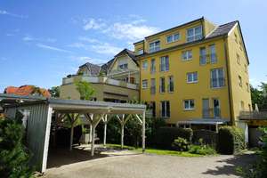 Modern ausgestattete 5-Zimmer-Wohnung mit Balkon und Carport am Rande der Waldsiedlung!