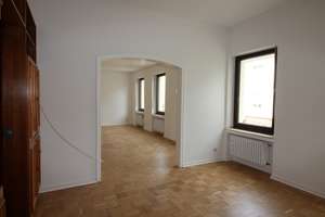 *Stilvoll wohnen mit Haus-im-Haus-Gefühl – Exklusive Altbauwohnung 160 m² -  mit EBK und Balkon* – Die vollständige Adresse der Immobilie erhältst du vom Anbieter., 40591 Wersten, Düsseldorf – Vorschaubild 9