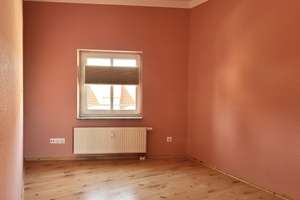 3,5-Zimmer-DG-Wohnung mit EBK, Kamin, 2 Bäder, Terrasse – Alexander-Puschkin-Str. 56, 39108 Stadtfeld Ost, Magdeburg – Vorschaubild 16