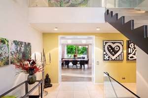 Moderne Architektenvilla mit exklusivem Interior-Konzept, Lift, Spa-Lounge, Home-Gym und Outdoorpool – Die vollständige Adresse der Immobilie erhältst du vom Anbieter., 81545 Giesing, München – Vorschaubild 3