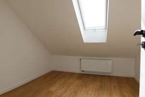 Kernsanierte und helle DG-Wohnung mit Dachterrasse! – Schnuckentrift 4, 30657 Bothfeld, Hannover – Vorschaubild 12