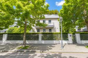 Provisionsfrei - Sonnenverwöhnte WE  mit 3 Terrassen in Schmargendorf