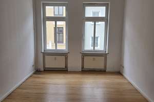 geräumige 2-Raum-Wohnung, Vollbad mit Fenster – Schröderstraße 36, 18055 Stadtmitte, Rostock – Vorschaubild 3