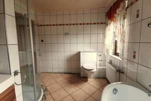 Einfamilienhaus mit Einliegerwohnung in Bretthausen -VG Rennerod! Familienfreundlich! 4 Garagen! – Die vollständige Adresse der Immobilie erhältst du vom Anbieter., 56479 Bretthausen – Vorschaubild 16