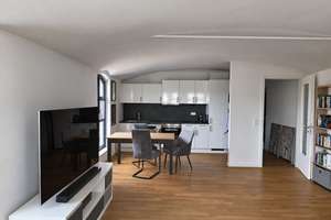 79,75 m² Altstadt-Eckwohnung: 8 Fenster, Westbalkon und Tageslichtbad – 39104 Altstadt, Magdeburg – Vorschaubild 3