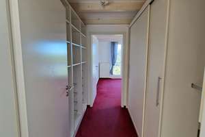Großzügige 3-Zimmer-Dachgeschosswohnung mit Kaminofen, Gartenmitnutzung und Carport – 17424 Heringsdorf – Vorschaubild 8