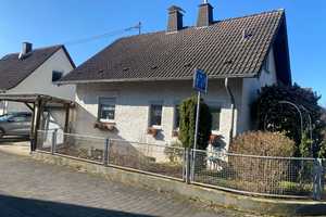 Familienfreundliches EFH mit wohnwirtschaftlich ausgebauter ELW und Wintergarten fußläufig zum Rhein – Neuwied (Kreis) – Vorschaubild 1