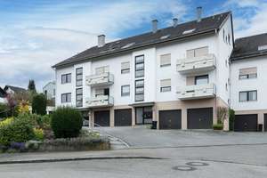 -Sonnentage im eigenen Garten- 
charmante 2,5-Zi.- Wohnung im Hochparterre – Die vollständige Adresse der Immobilie erhältst du vom Anbieter., 89275 Elchingen – Vorschaubild 1