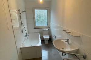 Frisch renoviert und ab sofort frei! – Reisholzer Bahnstr. 54, 40599 Reisholz, Düsseldorf – Vorschaubild 4