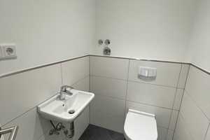 Schöne komplett sanierte 3-Zimmerwohnung mit Balkon in der Wuppertaler Südstadt – Dürerstr. 13, 42119 Wuppertal – Vorschaubild 16